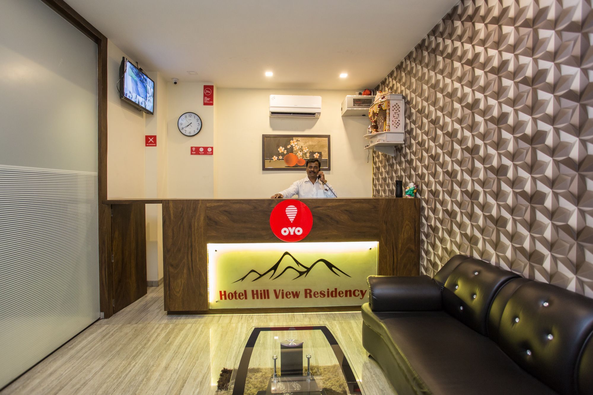 Oyo 7156 Hill View Residency Hotell Navi Mumbai Eksteriør bilde