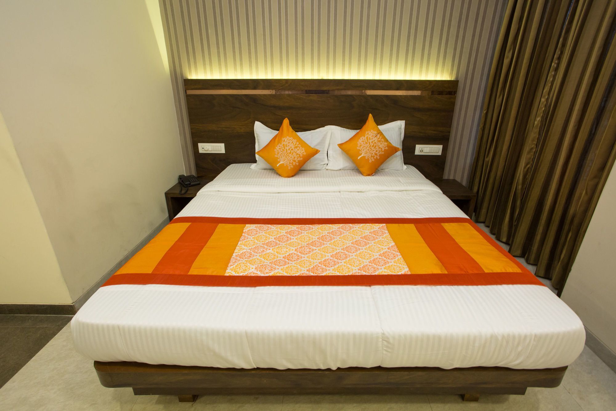 Oyo 7156 Hill View Residency Hotell Navi Mumbai Eksteriør bilde